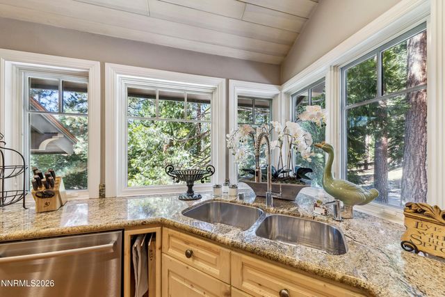 15 Kelly Circle, Glenbrook, NV 89413