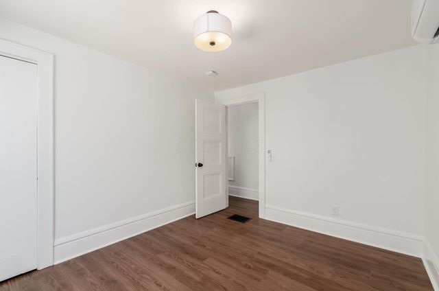 95 E Pacemont Road, Columbus, OH 43202