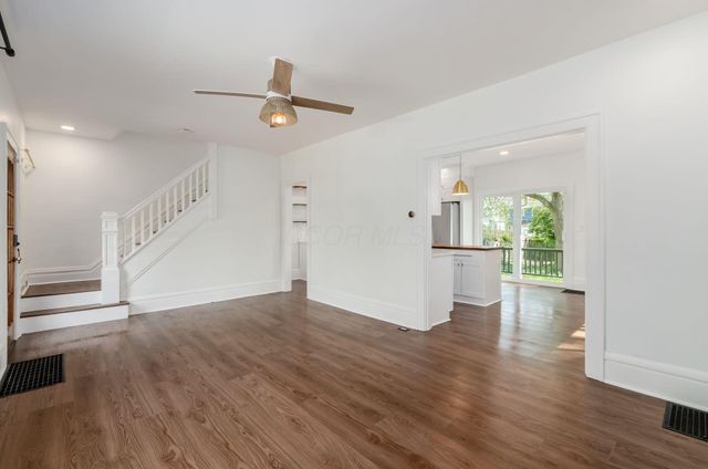 95 E Pacemont Road, Columbus, OH 43202