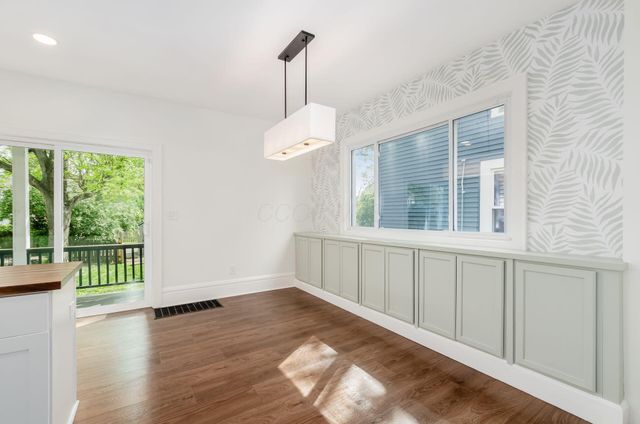 95 E Pacemont Road, Columbus, OH 43202