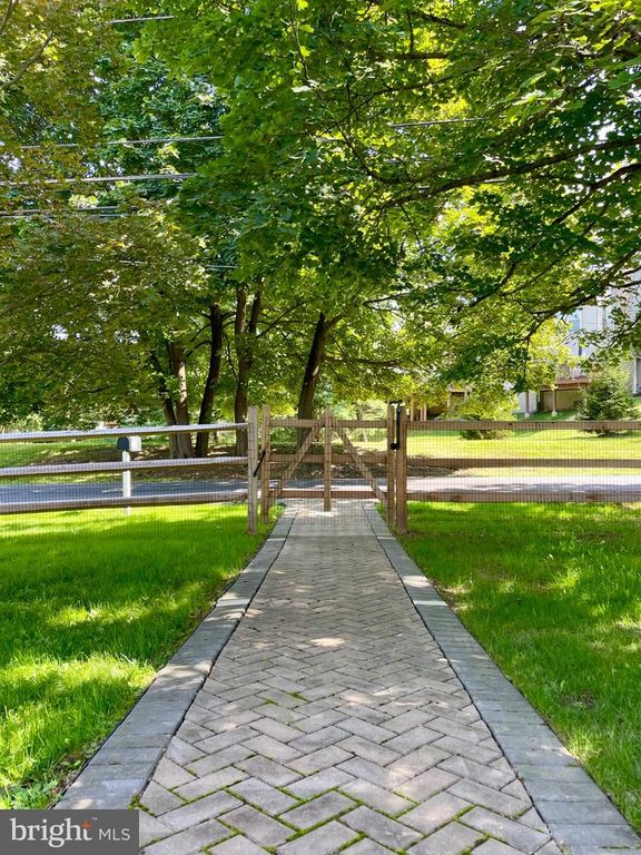 341 E MOUNT KIRK AVE, EAGLEVILLE, PA 19403 — photo 3