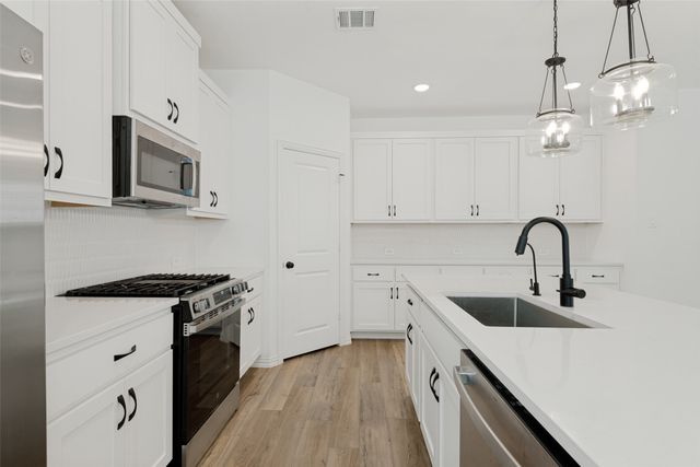 2504 Flaxfield Lane, Forney, TX 75126