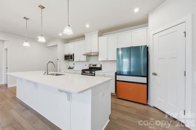 6425 Cumberland Drive, Harrisburg, NC 28075