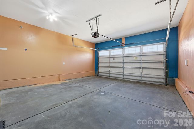 6425 Cumberland Drive, Harrisburg, NC 28075