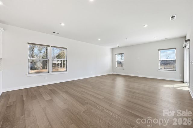 6425 Cumberland Drive, Harrisburg, NC 28075