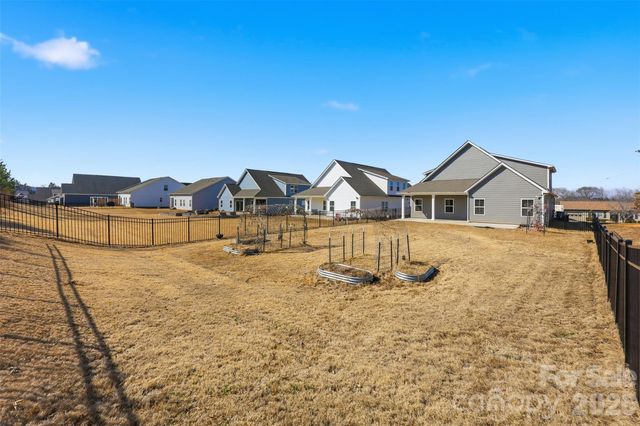 6425 Cumberland Drive, Harrisburg, NC 28075