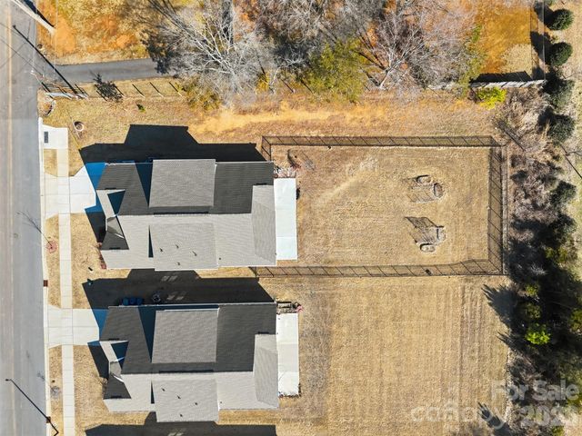 6425 Cumberland Drive, Harrisburg, NC 28075