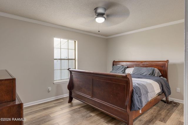 123 Sea Pines Drive, Youngsville, LA 70592