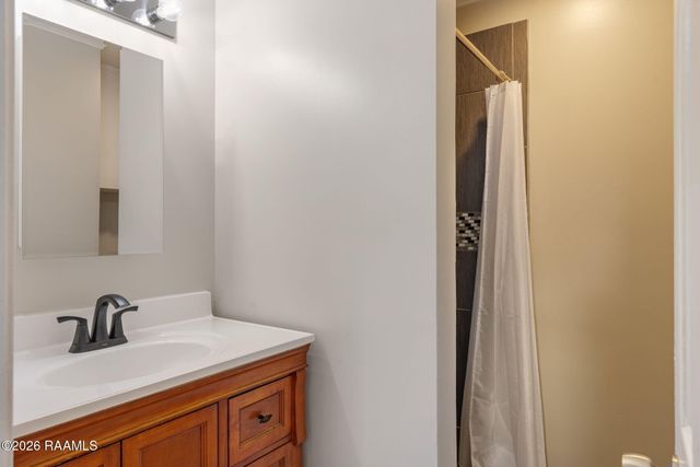 123 Sea Pines Drive, Youngsville, LA 70592