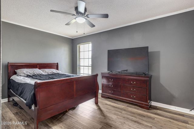 123 Sea Pines Drive, Youngsville, LA 70592