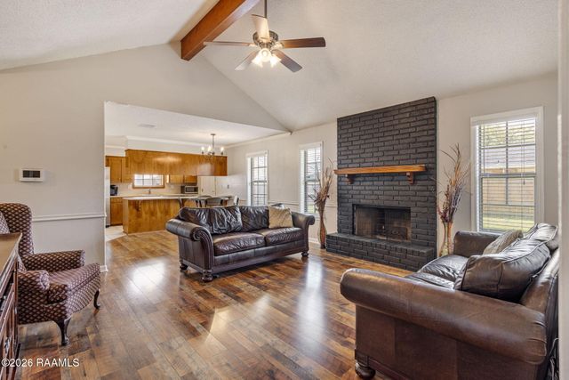 123 Sea Pines Drive, Youngsville, LA 70592