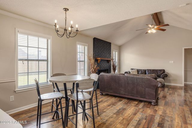 123 Sea Pines Drive, Youngsville, LA 70592