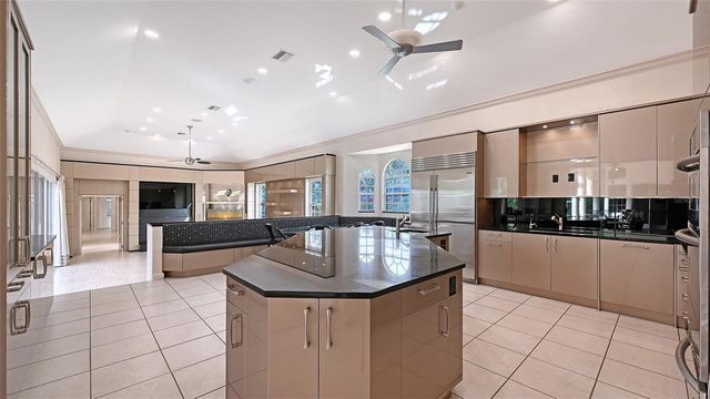 5023 ASHLEY PARKWAY, Sarasota, FL 34241