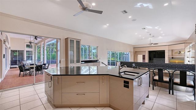 5023 ASHLEY PARKWAY, Sarasota, FL 34241