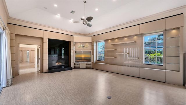 5023 ASHLEY PARKWAY, Sarasota, FL 34241