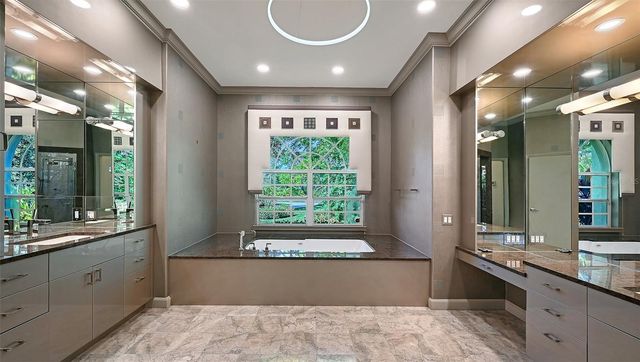 5023 ASHLEY PARKWAY, Sarasota, FL 34241