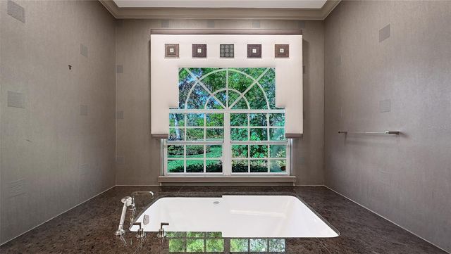 5023 ASHLEY PARKWAY, Sarasota, FL 34241