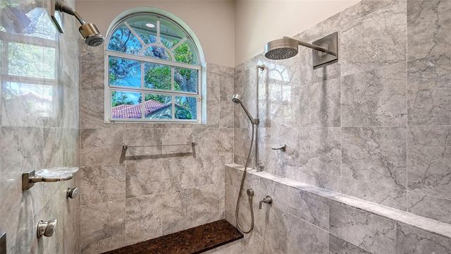 5023 ASHLEY PARKWAY, Sarasota, FL 34241