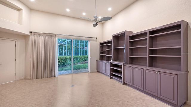 5023 ASHLEY PARKWAY, Sarasota, FL 34241