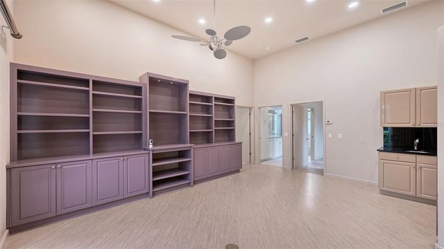 5023 ASHLEY PARKWAY, Sarasota, FL 34241