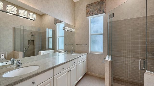 5023 ASHLEY PARKWAY, Sarasota, FL 34241