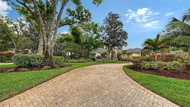5023 ASHLEY PARKWAY, Sarasota, FL 34241