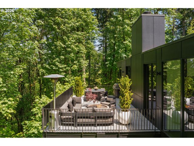 432 Nw ROYAL Blvd, Portland, OR 97210