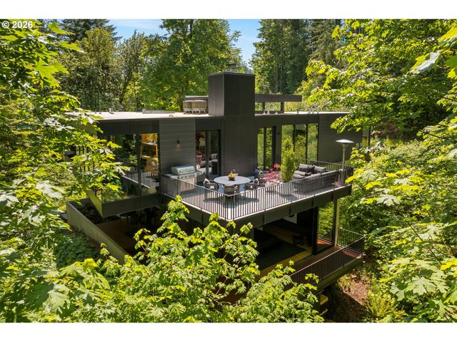 432 Nw ROYAL Blvd, Portland, OR 97210