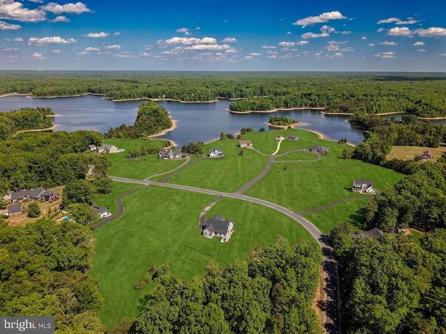 9435 SIGNATURE WAY, Fredericksburg, VA 22407