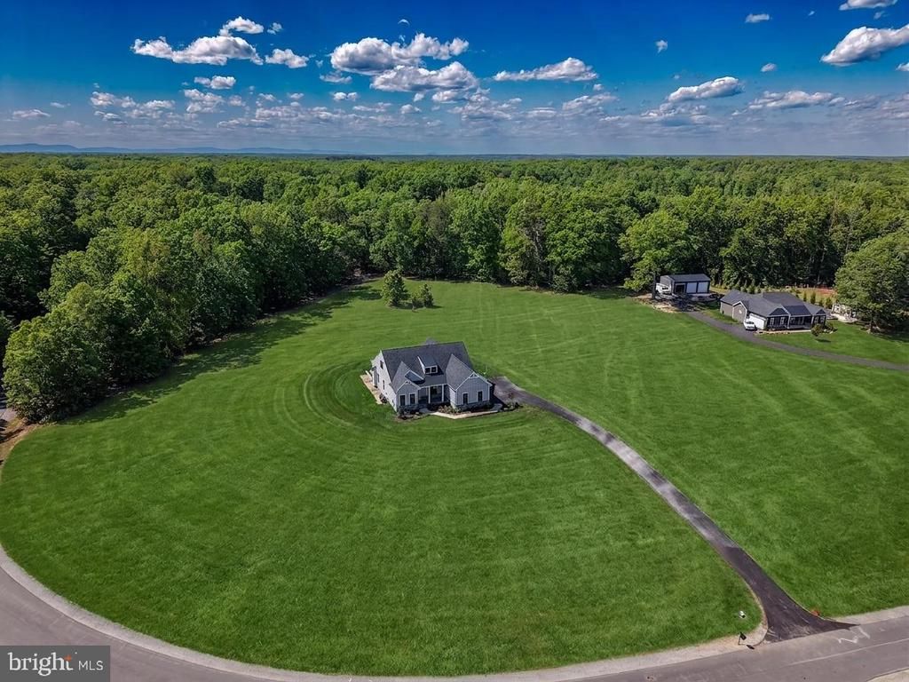 9435 SIGNATURE WAY, Fredericksburg, VA 22407