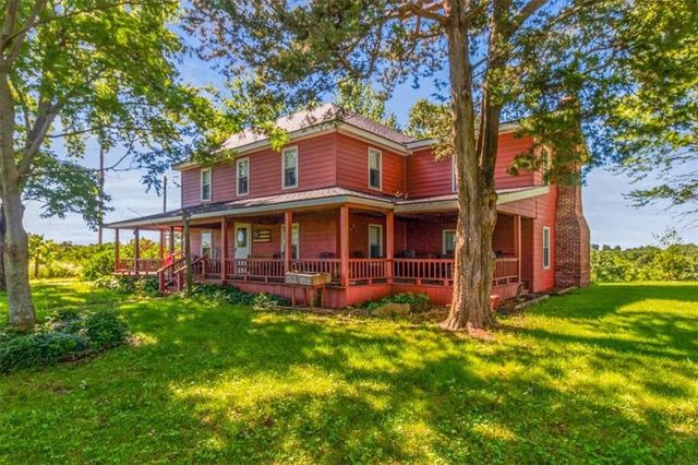 37909 E Hudson Road, Oak Grove, MO 64075