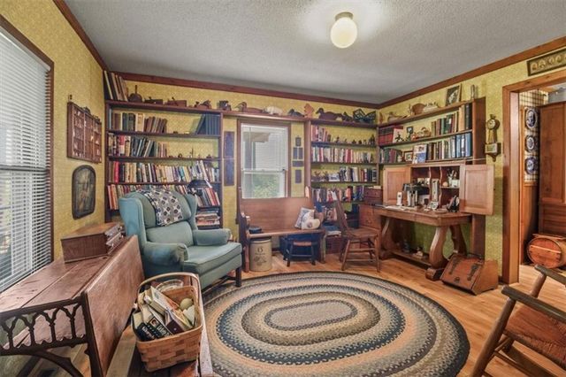 37909 E Hudson Road, Oak Grove, MO 64075