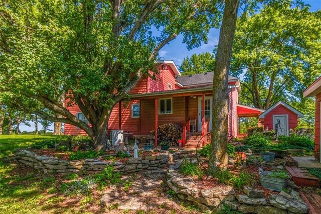 37909 E Hudson Road, Oak Grove, MO 64075