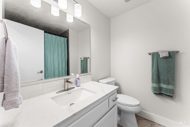 2721 N Christine St, Boise, ID 83704