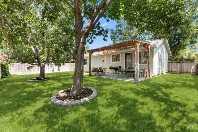 2721 N Christine St, Boise, ID 83704