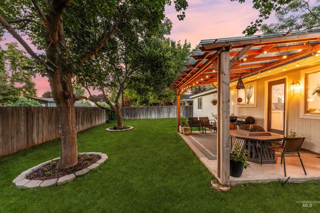 2721 N Christine St, Boise, ID 83704