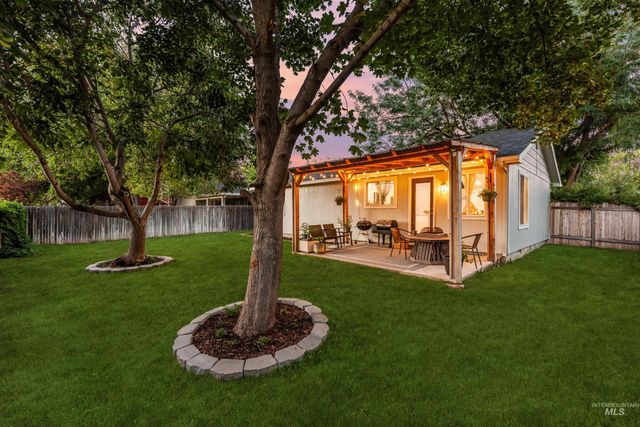 2721 N Christine St, Boise, ID 83704