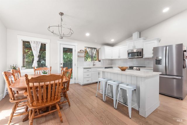 2721 N Christine St, Boise, ID 83704