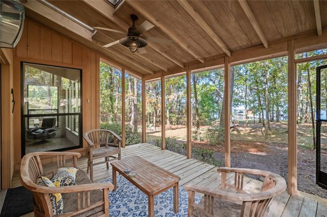 20404 Doral Drive, Huntsville, TX 77320