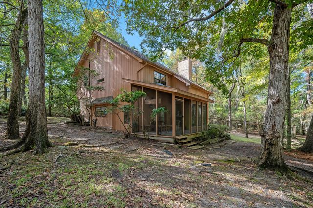 20404 Doral Drive, Huntsville, TX 77320