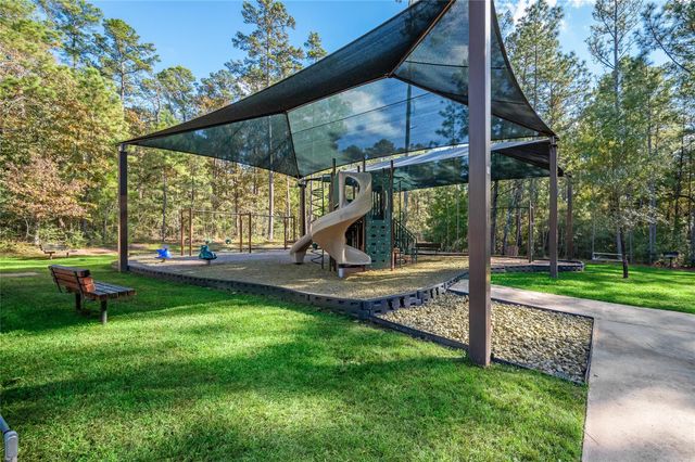 20404 Doral Drive, Huntsville, TX 77320