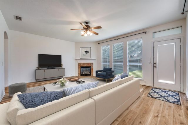 10909 Prescott Drive, Frisco, TX 75033