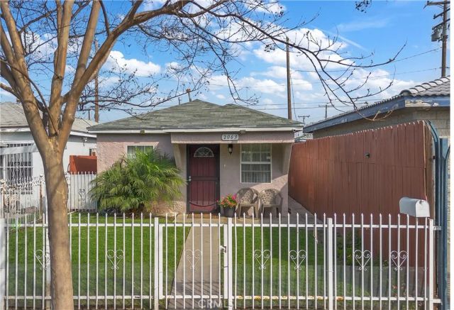 2063 E Knopf, Compton, CA 90222