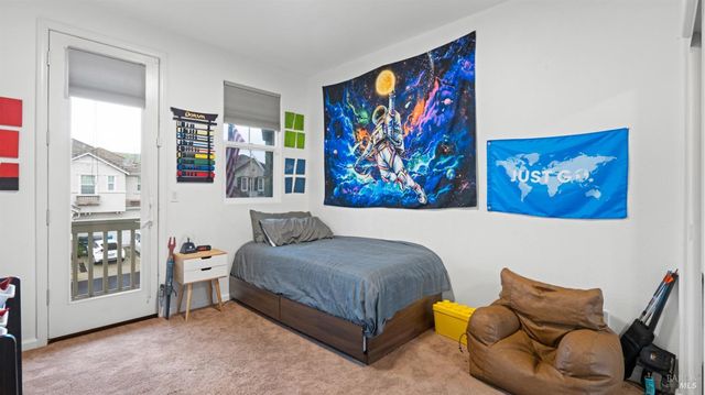 7280 Willow Creek Cir, Vallejo, CA 94591