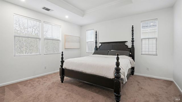 7280 Willow Creek Cir, Vallejo, CA 94591