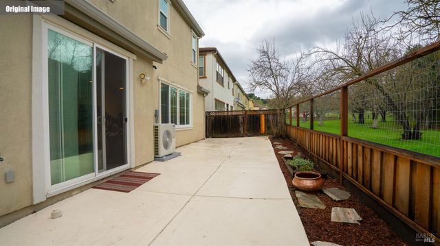 7280 Willow Creek Cir, Vallejo, CA 94591