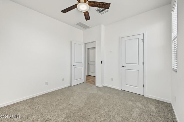1323 W BLUEJAY Drive, Chandler, AZ 85286