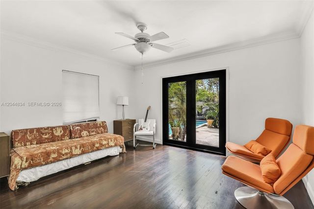 5390 Sunset Drive, Miami, FL 33143