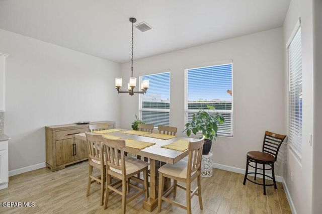 12333 Clifton Hill Road, El Paso, TX 79928