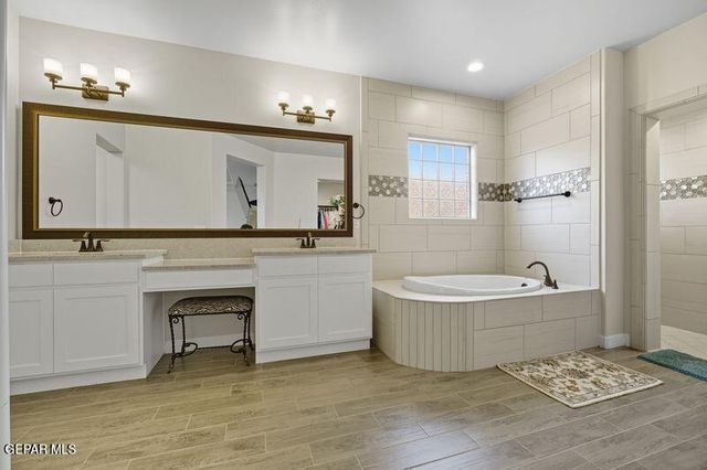 12333 Clifton Hill Road, El Paso, TX 79928